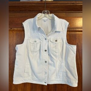Westport Ivory Sleeveless Vest